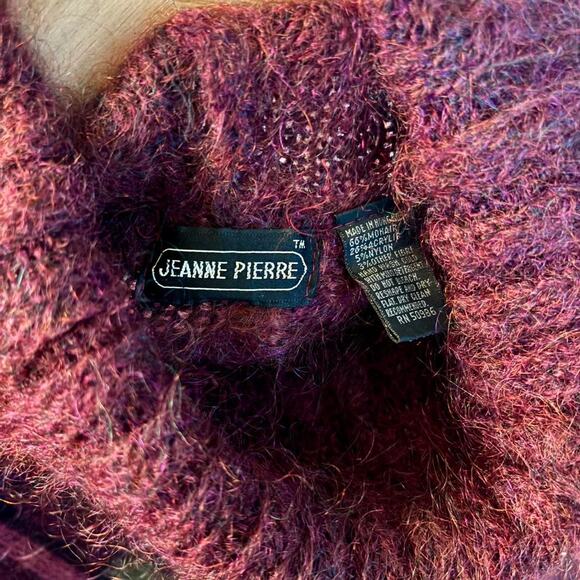 Vintage Jeanne Pierre Burgundy Wool Mohair Turtleneck Floral Sweater- One Size - Picture 4 of 4